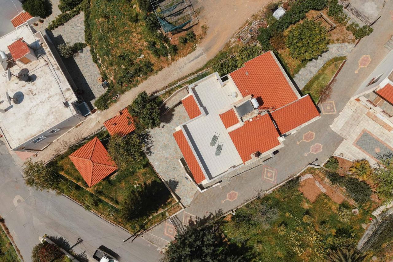 Villa Melenia For Family Holidays By The Beach Agia Pelagia  Buitenkant foto