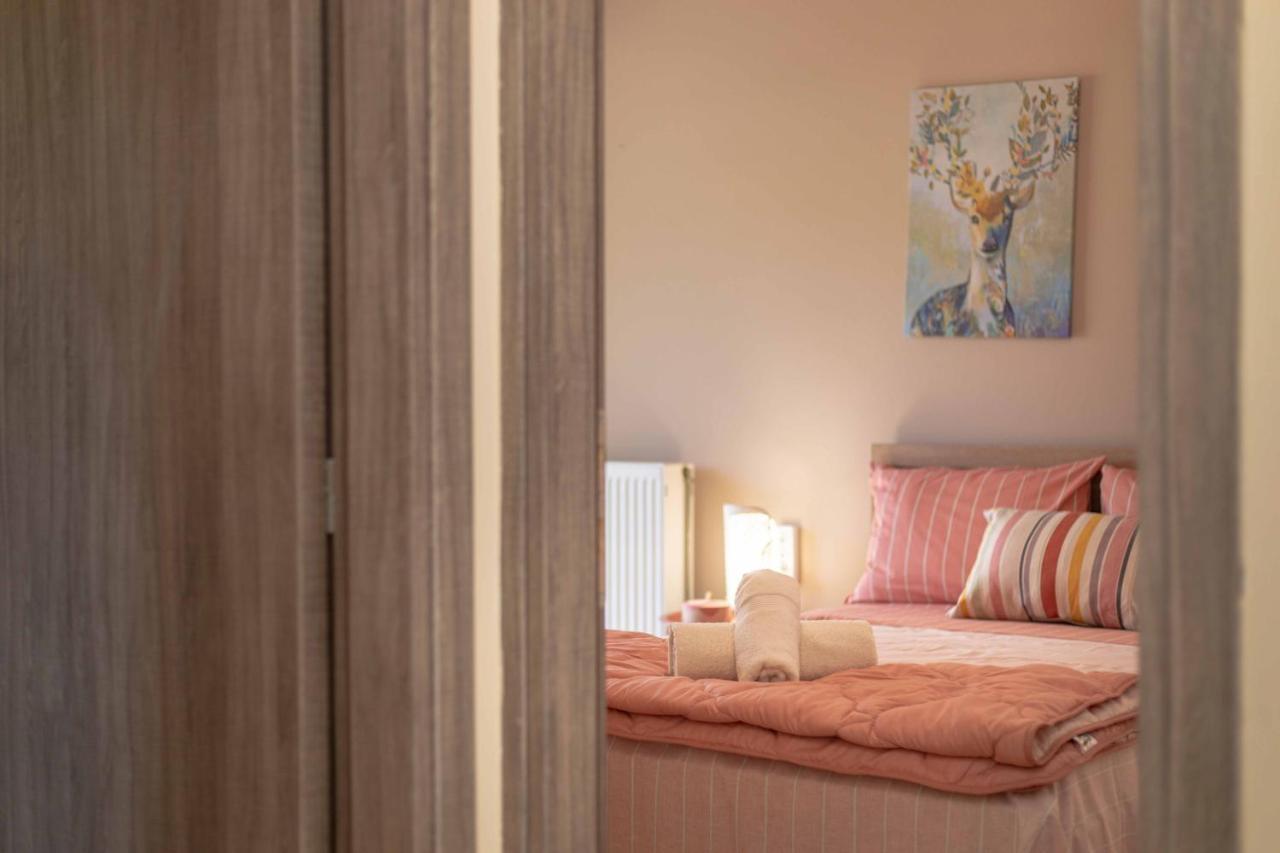 Villa Melenia For Family Holidays By The Beach Agia Pelagia  Buitenkant foto