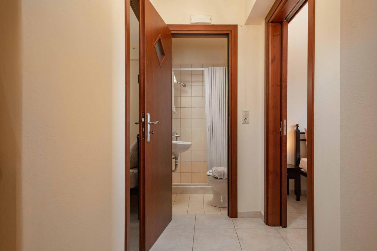 Villa Melenia For Family Holidays By The Beach Agia Pelagia  Buitenkant foto