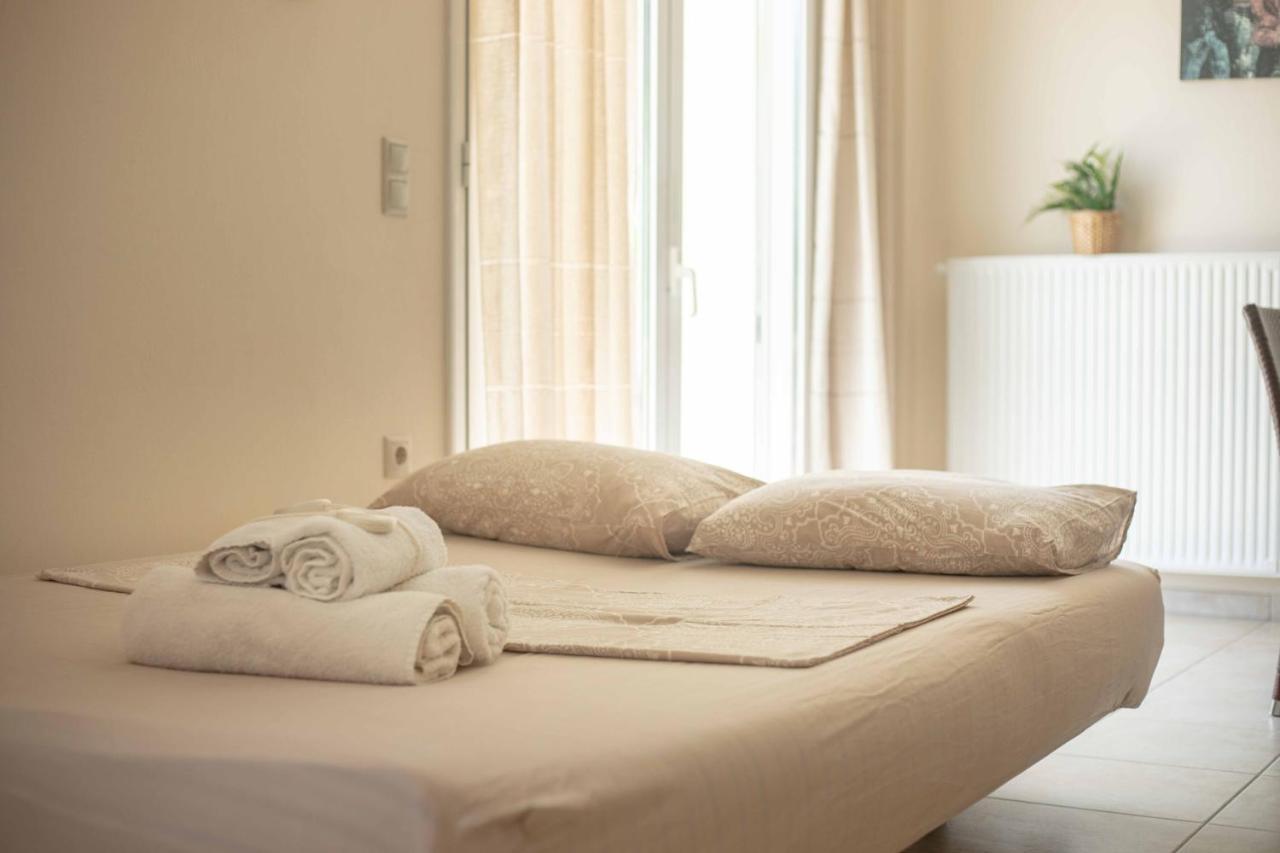Villa Melenia For Family Holidays By The Beach Agia Pelagia  Buitenkant foto