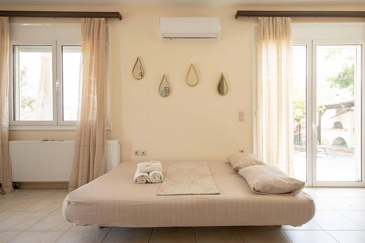 Villa Melenia For Family Holidays By The Beach Agia Pelagia  Buitenkant foto