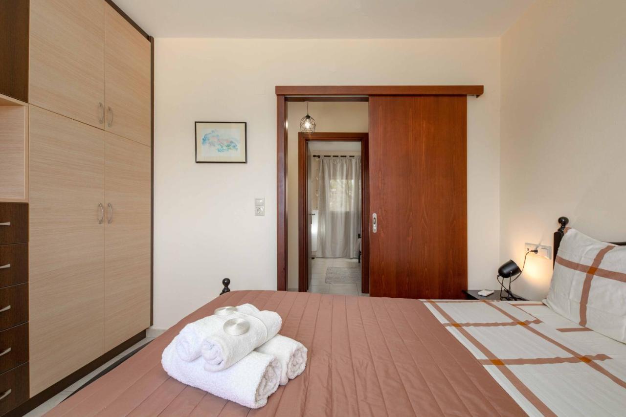 Villa Melenia For Family Holidays By The Beach Agia Pelagia  Buitenkant foto